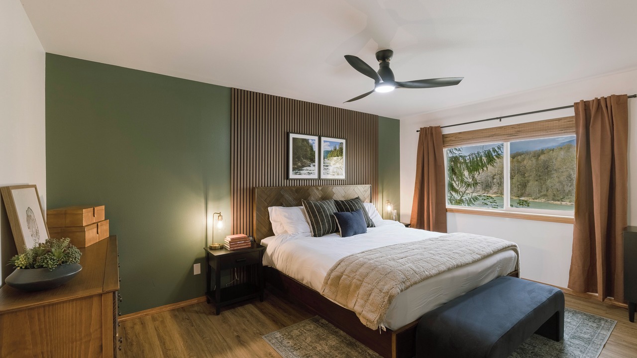 Photo of Bedroom in Concrete