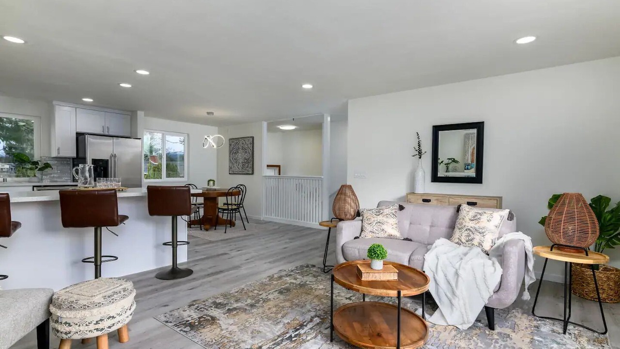 Photo of Livingroom in Cedar Hills