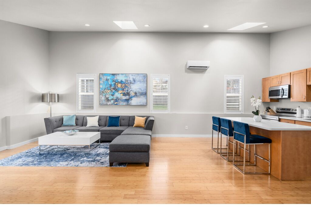 Photo of Livingroom in High Point