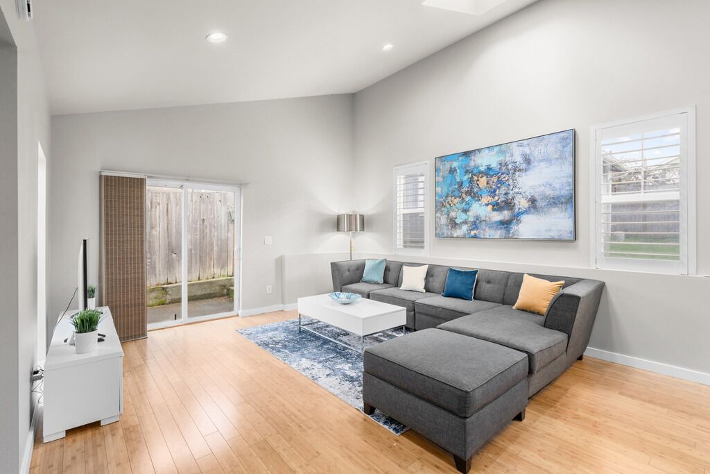 Photo of Livingroom in High Point