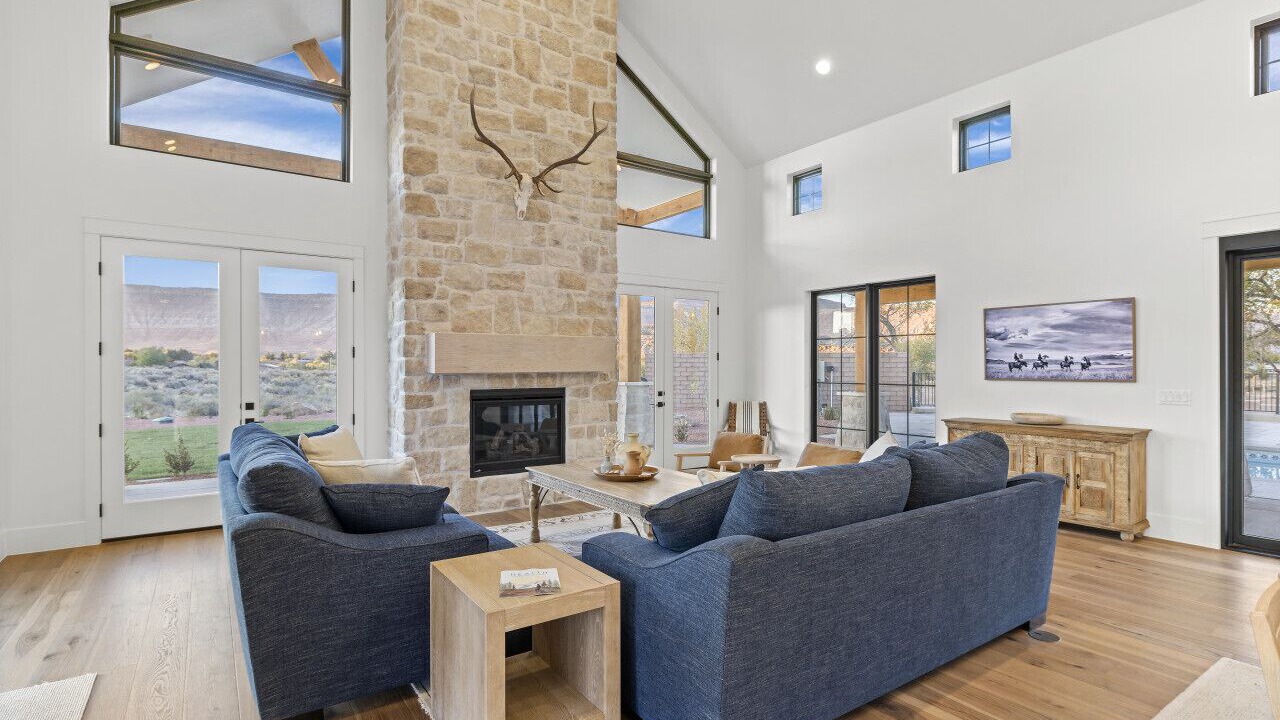 Photo of Livingroom in Virgin