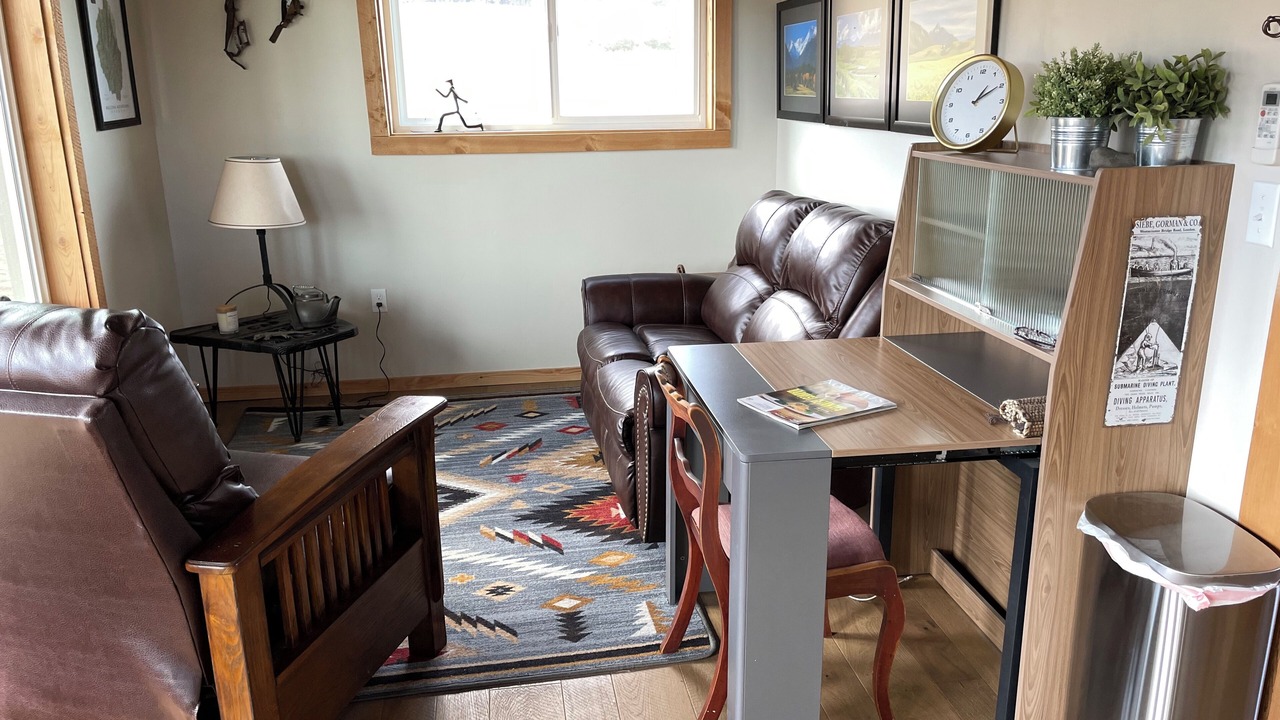 Photo of Bedroom in Enterprise