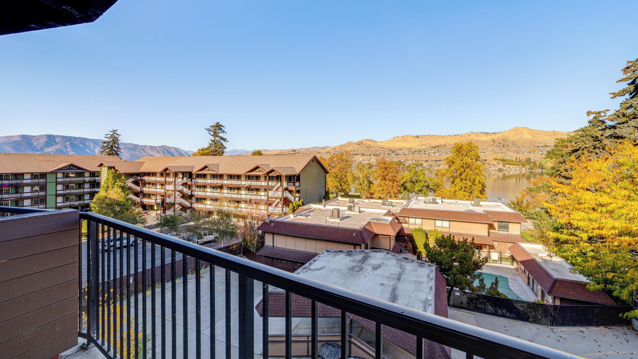 Photo of Patio Balcony in Chelan