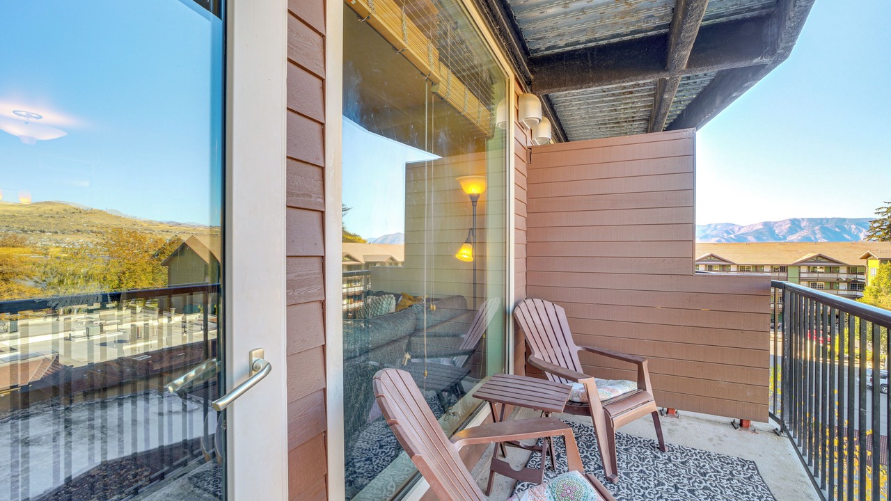 Photo of Patio Balcony in Chelan