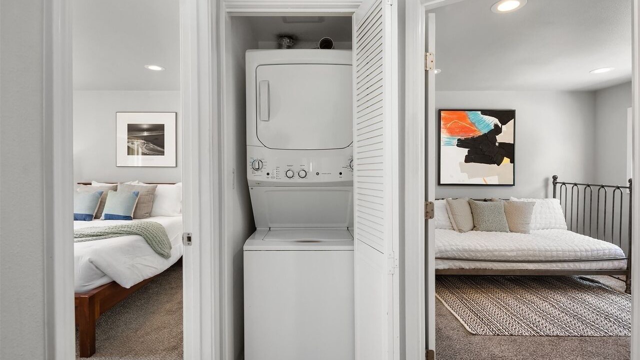 Photo of Bedroom in Shoreline