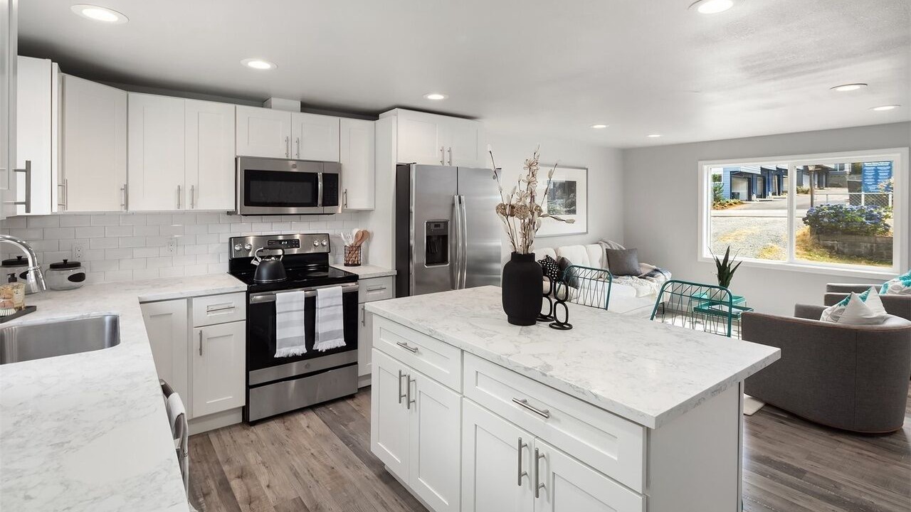 Photo of Kitchen in Shoreline