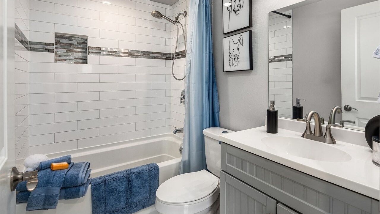 Photo of Bathroom in Shoreline