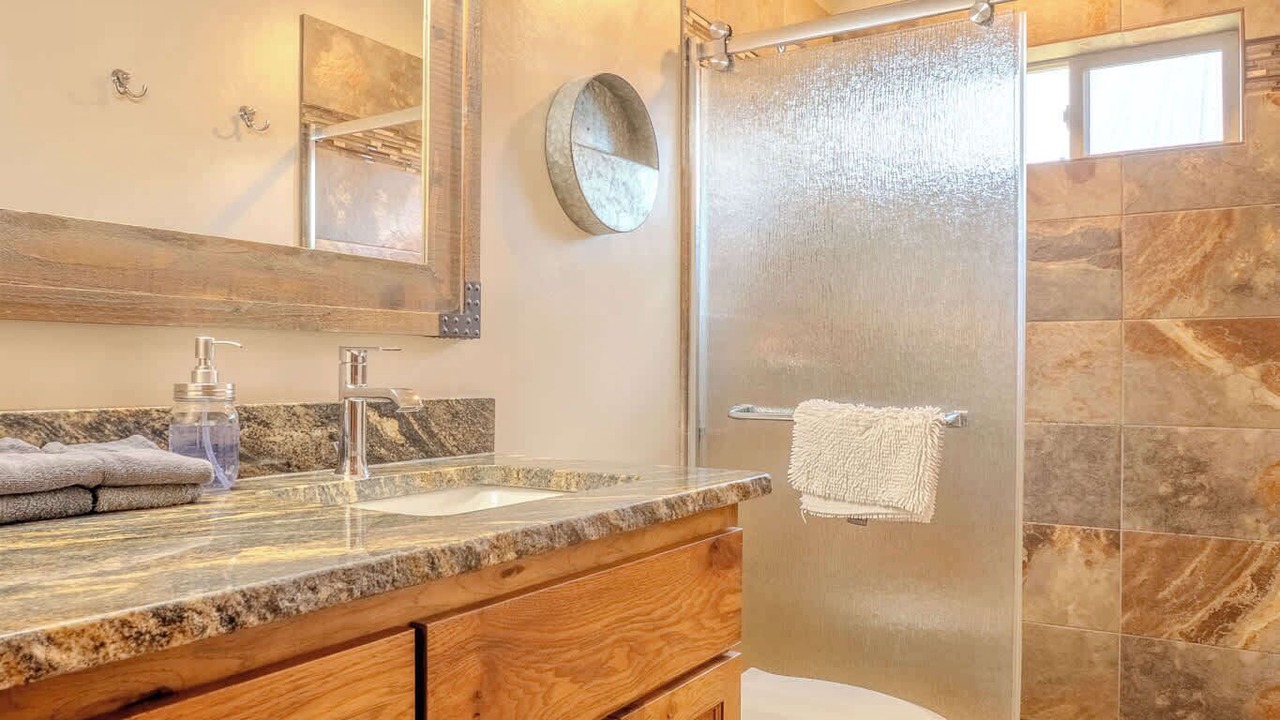 Photo of Bathroom in West Yellowstone