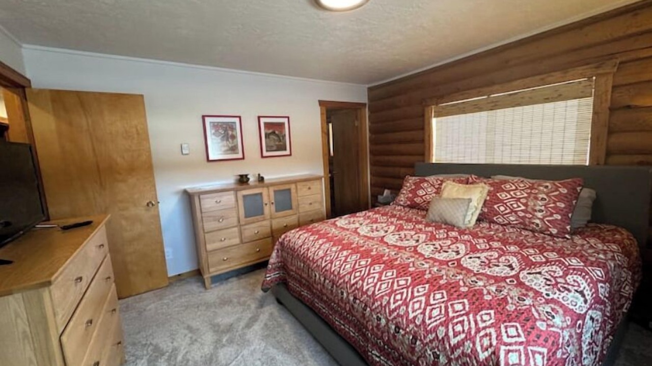 Photo of Bedroom in South Park