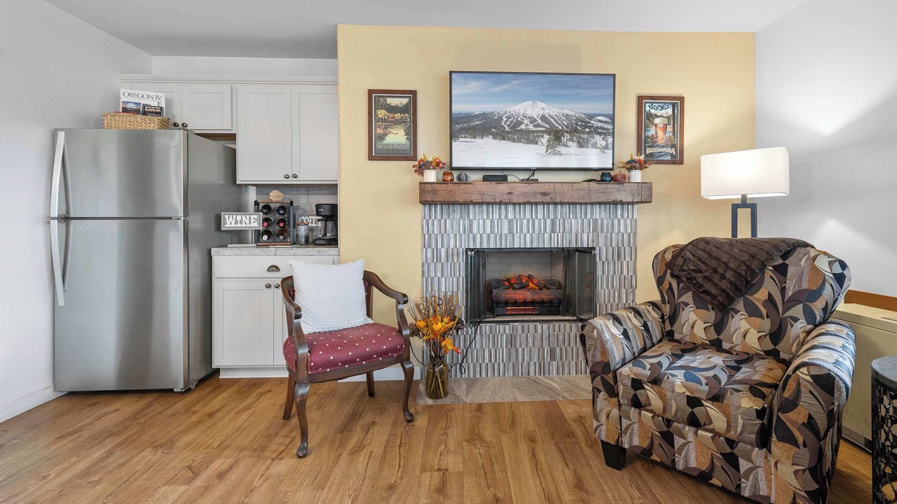 Photo of Livingroom in Bend
