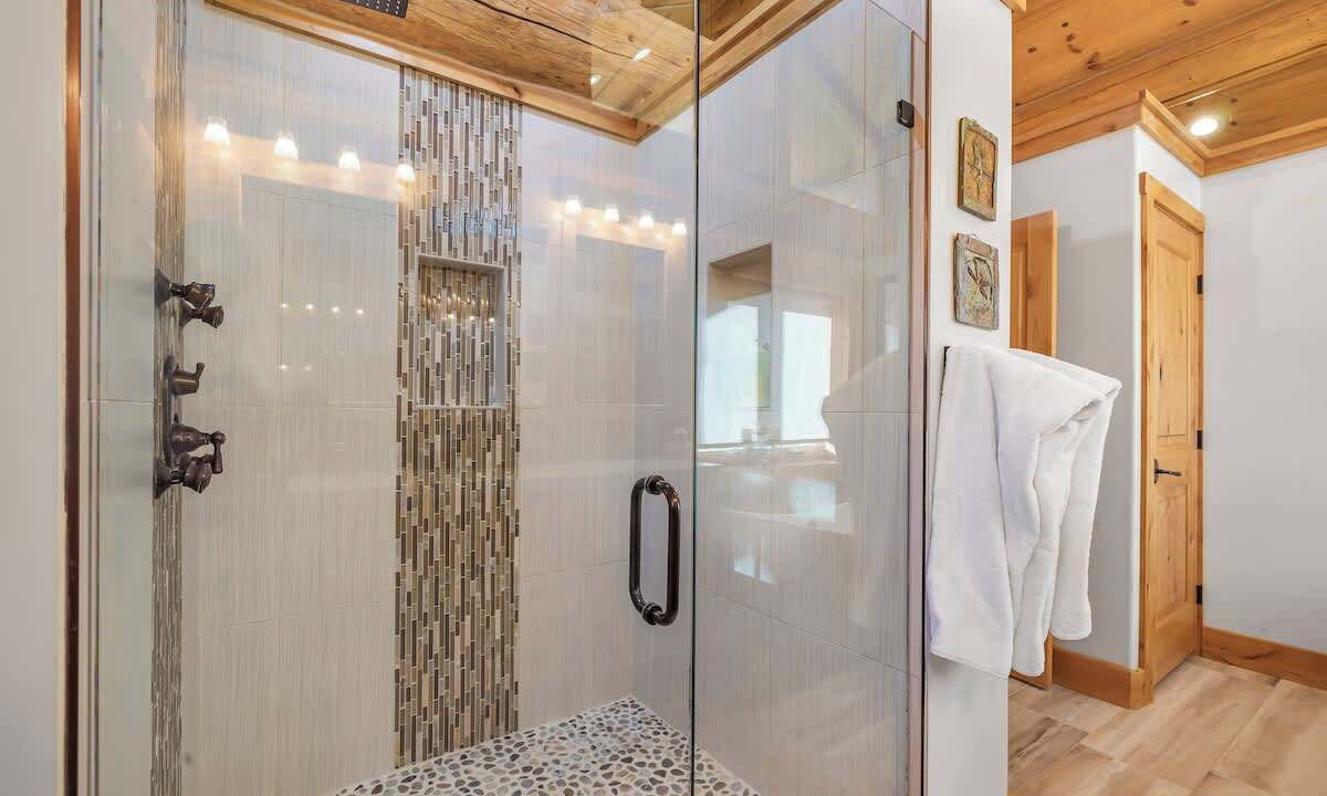 Photo of Bathroom in Swan Valley