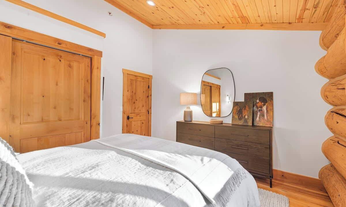 Photo of Bedroom in Swan Valley