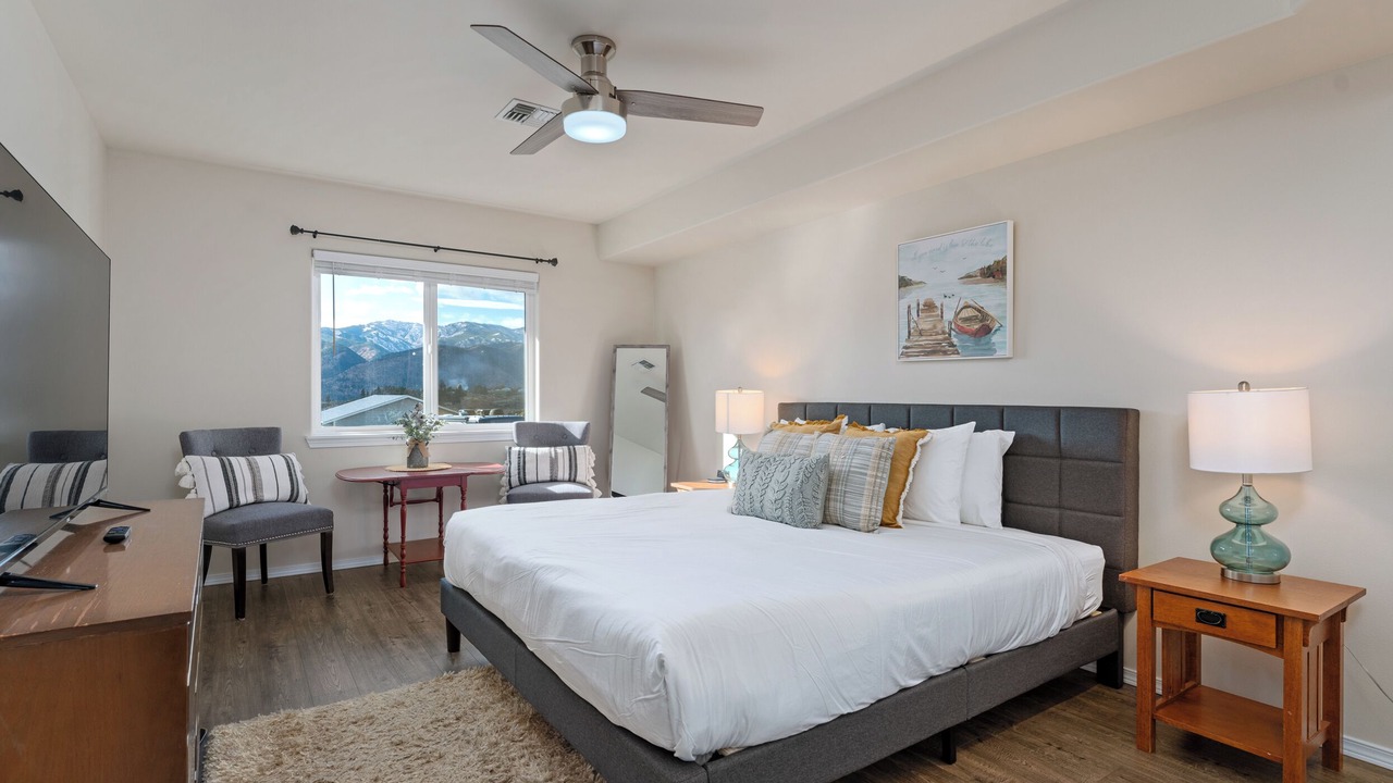 Photo of Bedroom in Manson