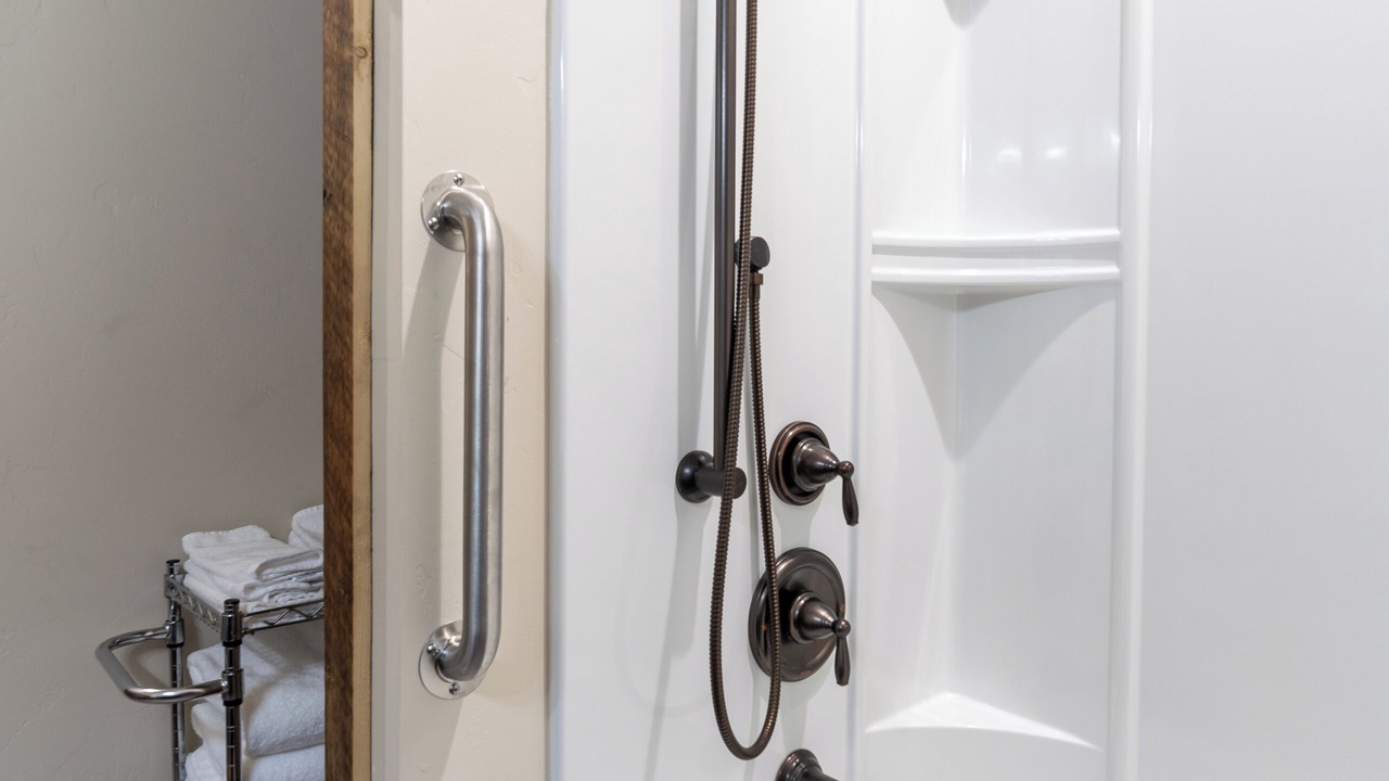 Photo of Bathroom in West Yellowstone