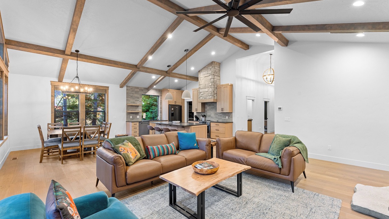 Photo of Livingroom in McCall