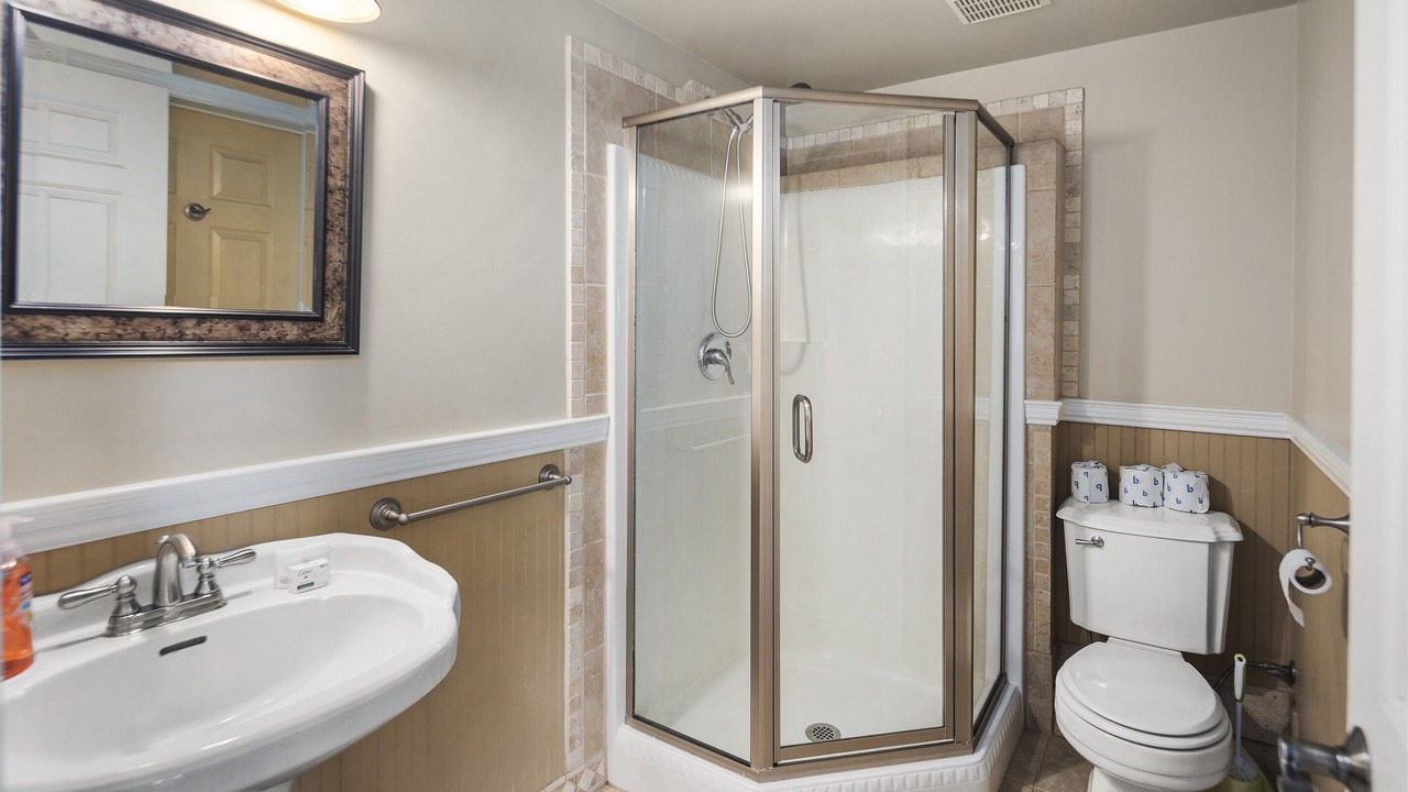 Photo of Bathroom in Enumclaw