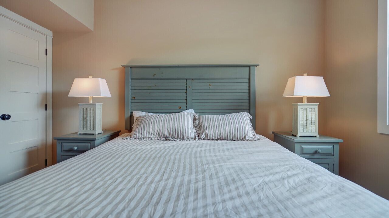 Photo of Bedroom in Oroville