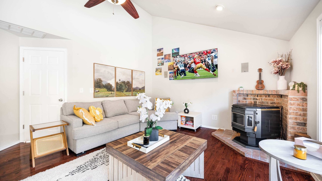 Photo of Livingroom in Waller