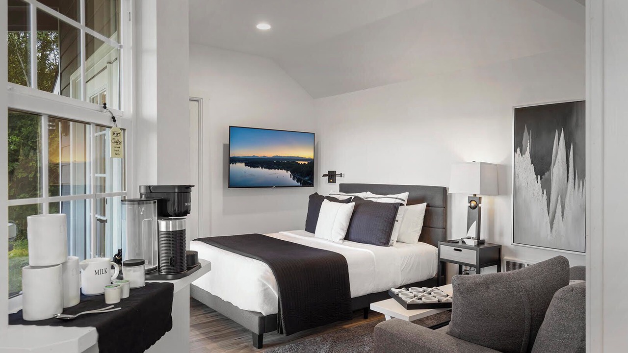 Photo of Bedroom in Poulsbo