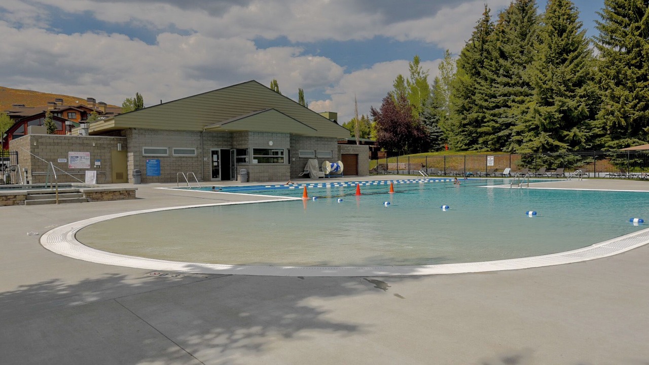 Photo of Outdoor in Elkhorn Village