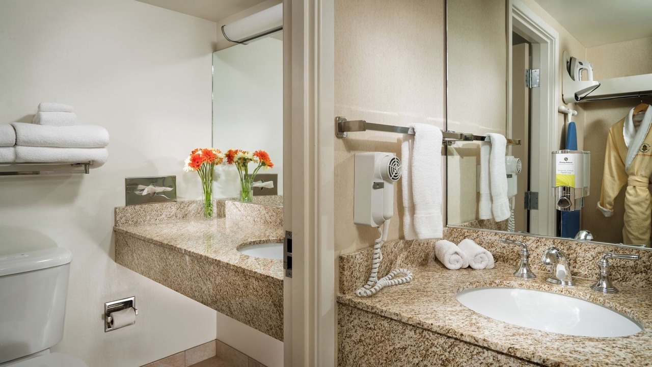 Photo of Bathroom in University District
