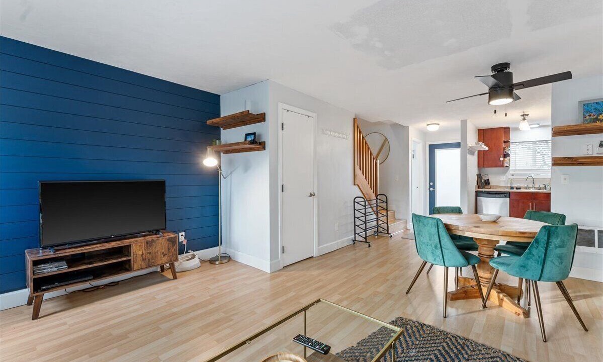 Photo of Livingroom in Hood River