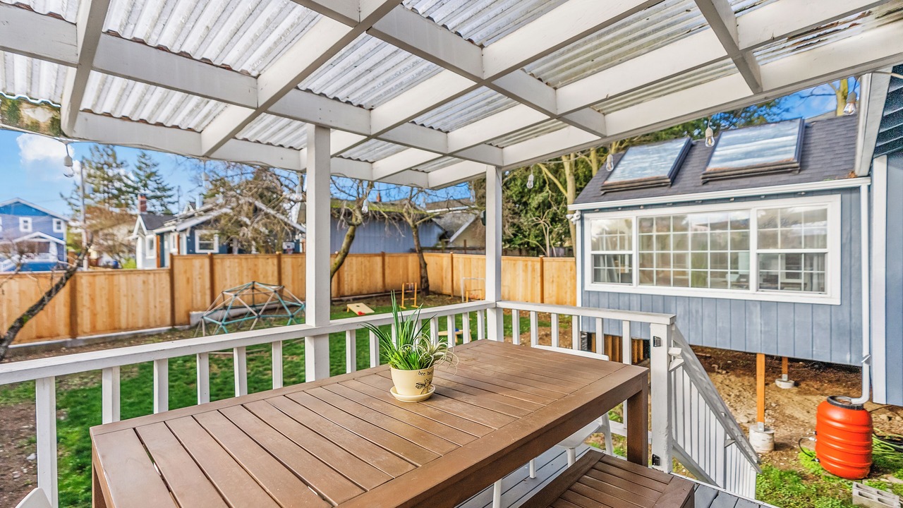 Photo of Patio Balcony in Whittier Heights