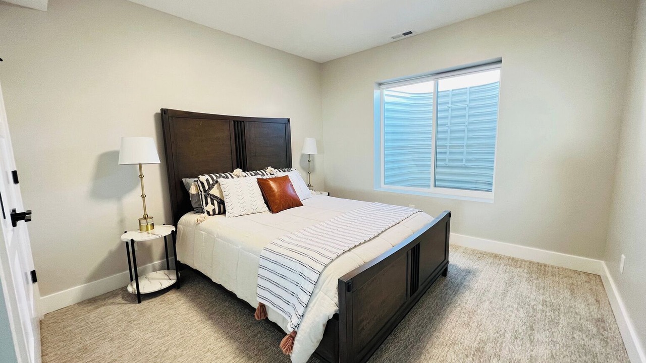 Photo of Bedroom in Sweetwater