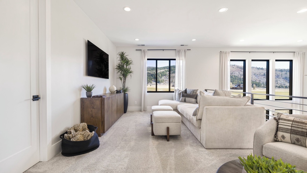 Photo of Livingroom in Victor