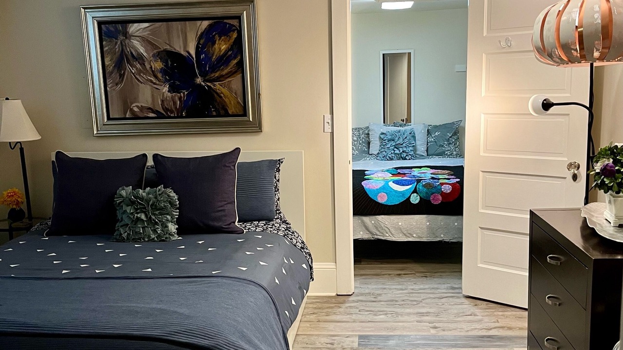 Photo of Bedroom in Hollywood District