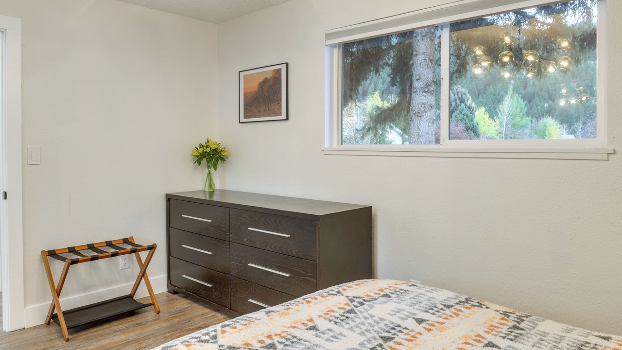 Photo of Bedroom in Alpine