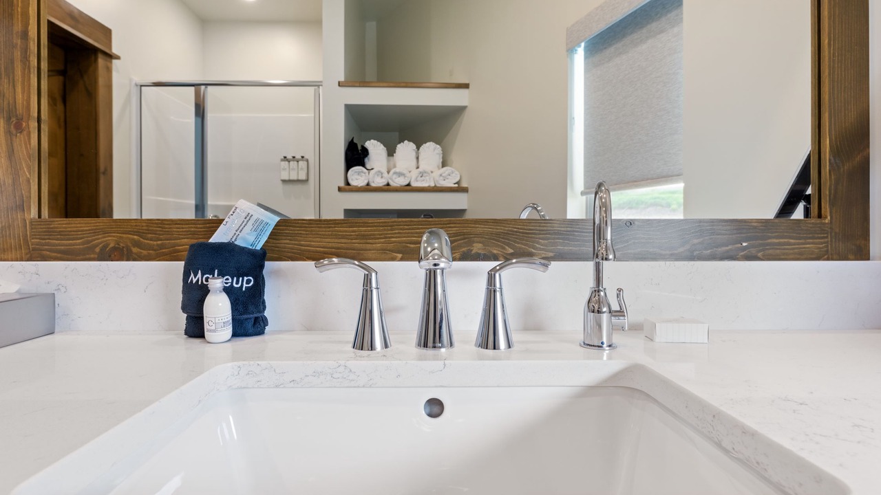 Photo of Bathroom in Pottawattamie County