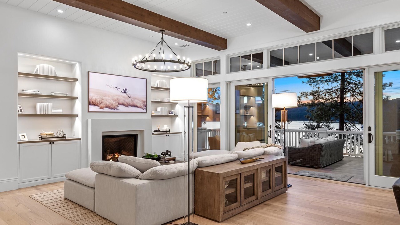 Photo of Livingroom in Harrison