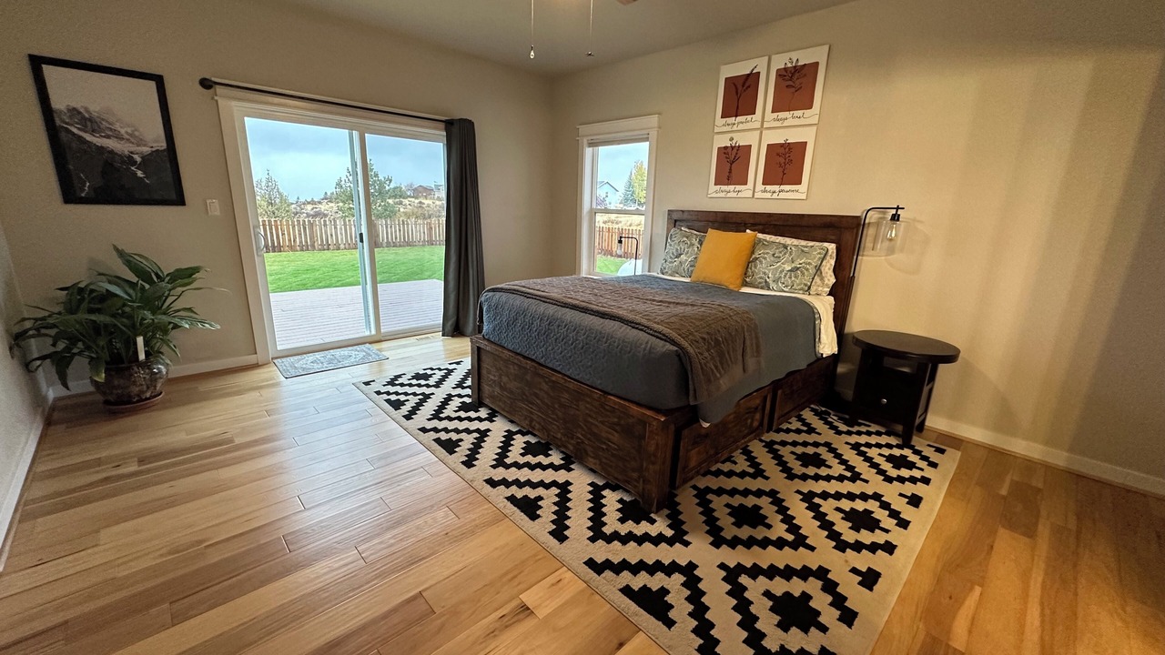 Photo of Bedroom in Chiloquin