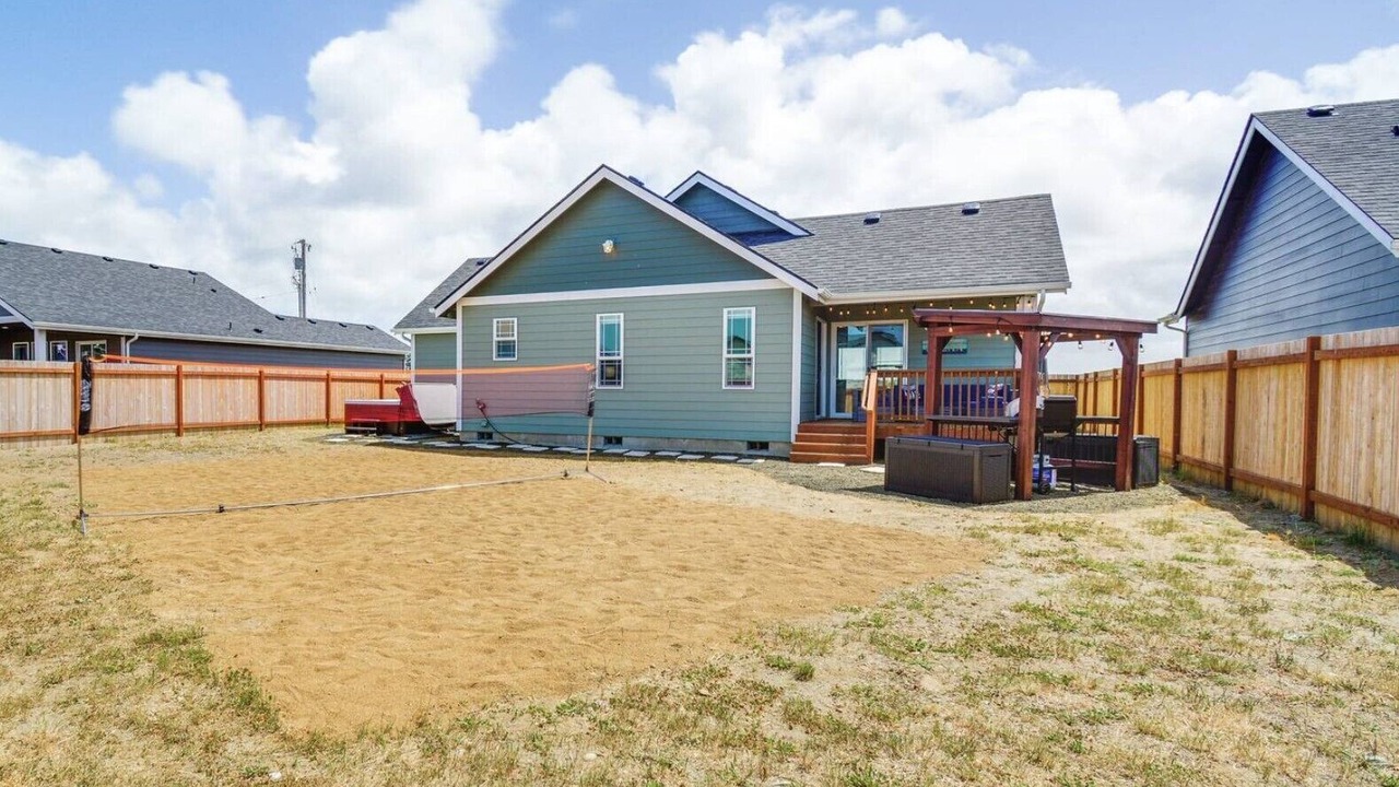 Photo of Others in Ocean Shores