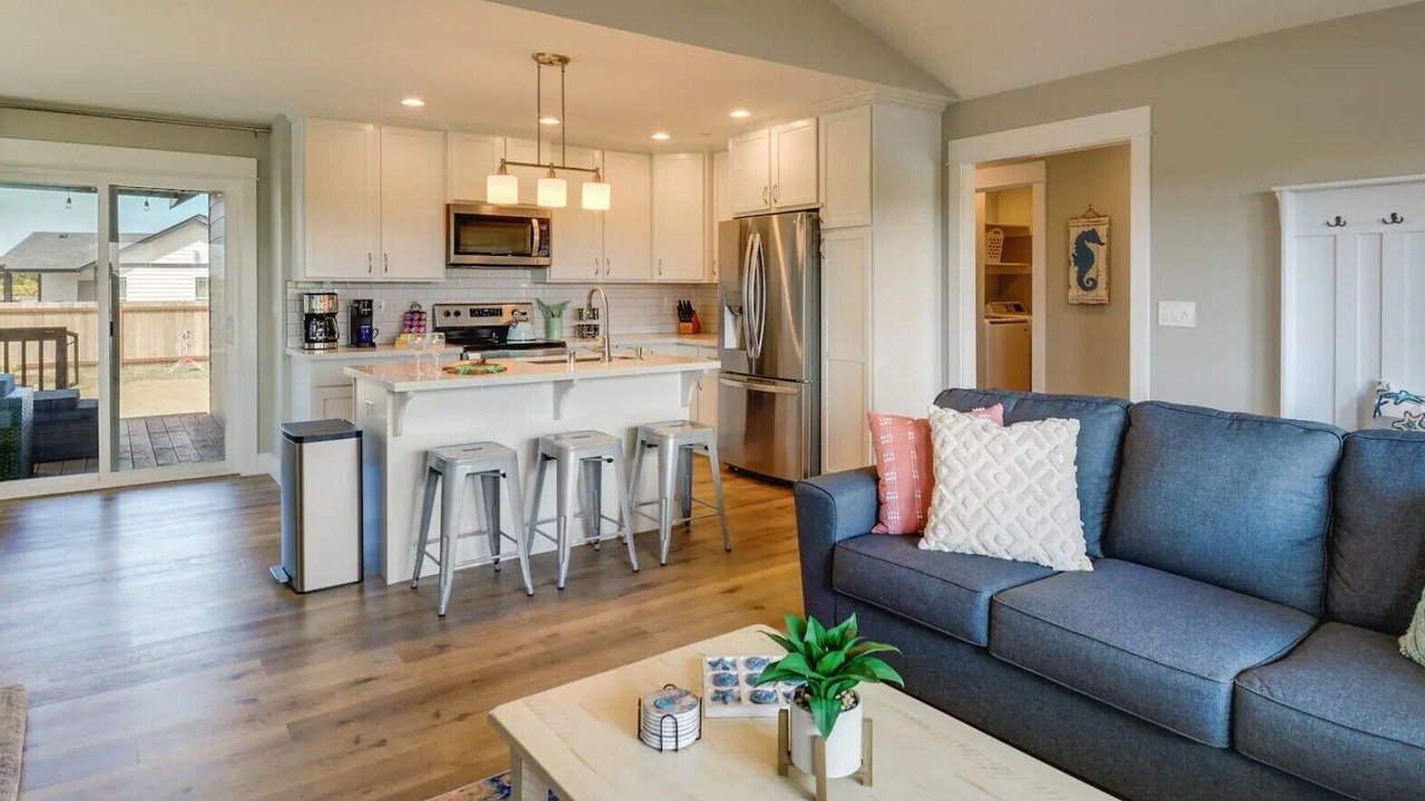 Photo of Livingroom in Ocean Shores
