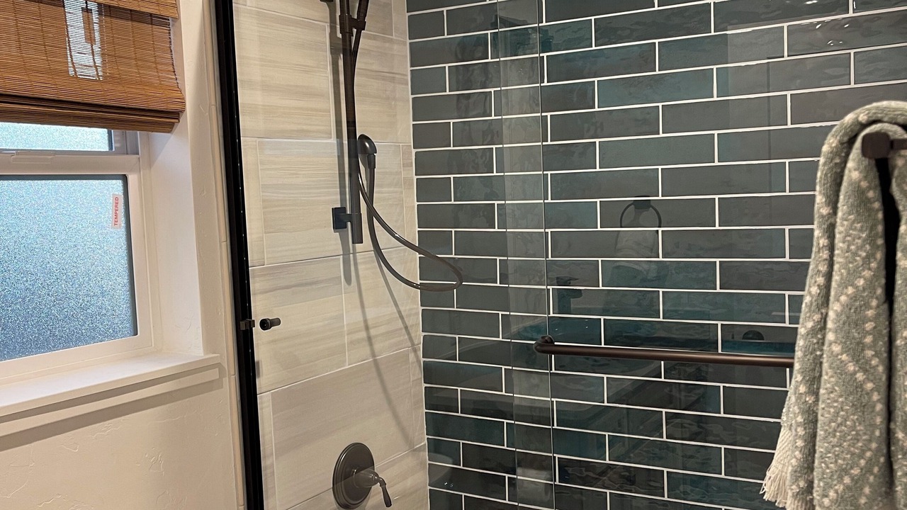 Photo of Bathroom in Weed