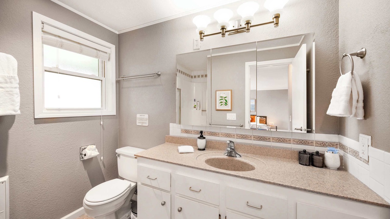 Photo of Bathroom in Moss Bay