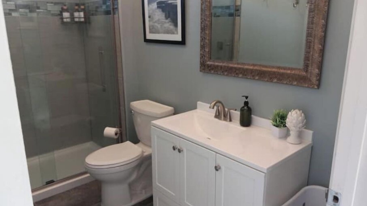 Photo of Bathroom in Butte City