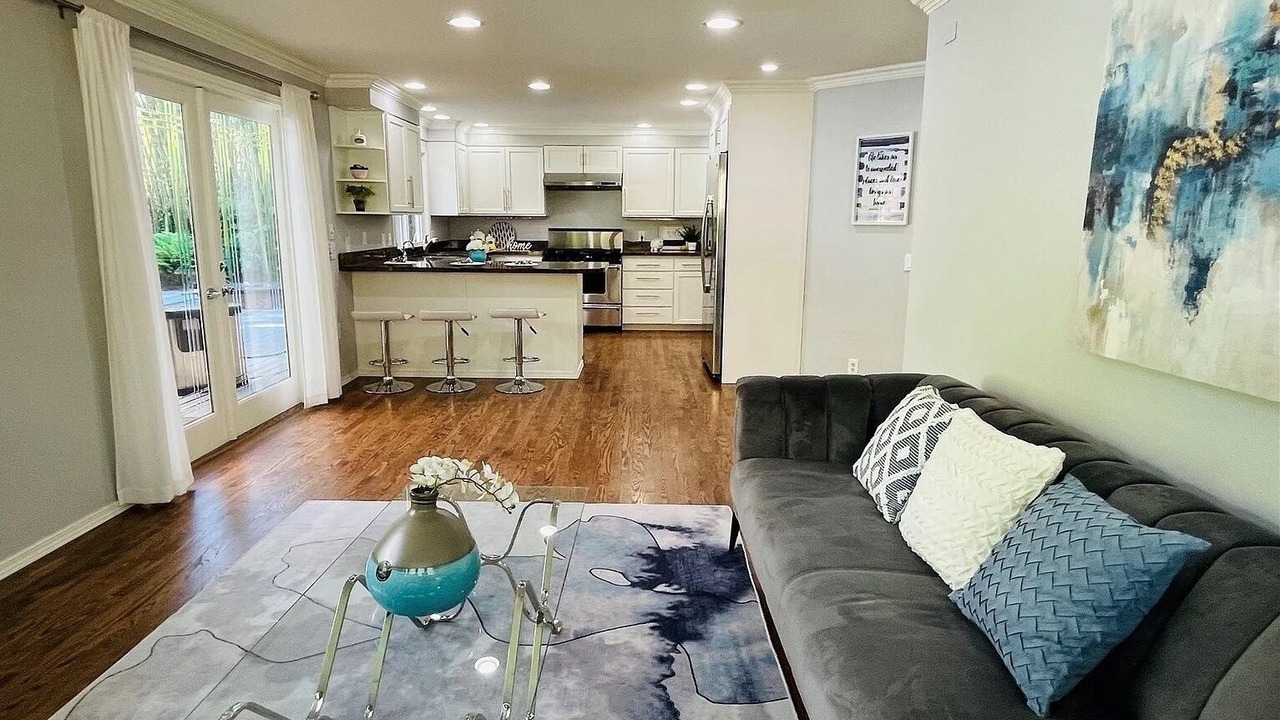 Photo of Livingroom in Meadowbrook