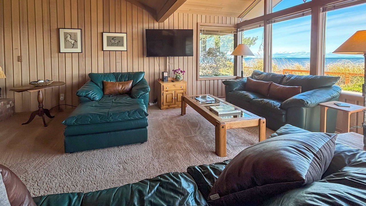 Photo of Livingroom in Sequim
