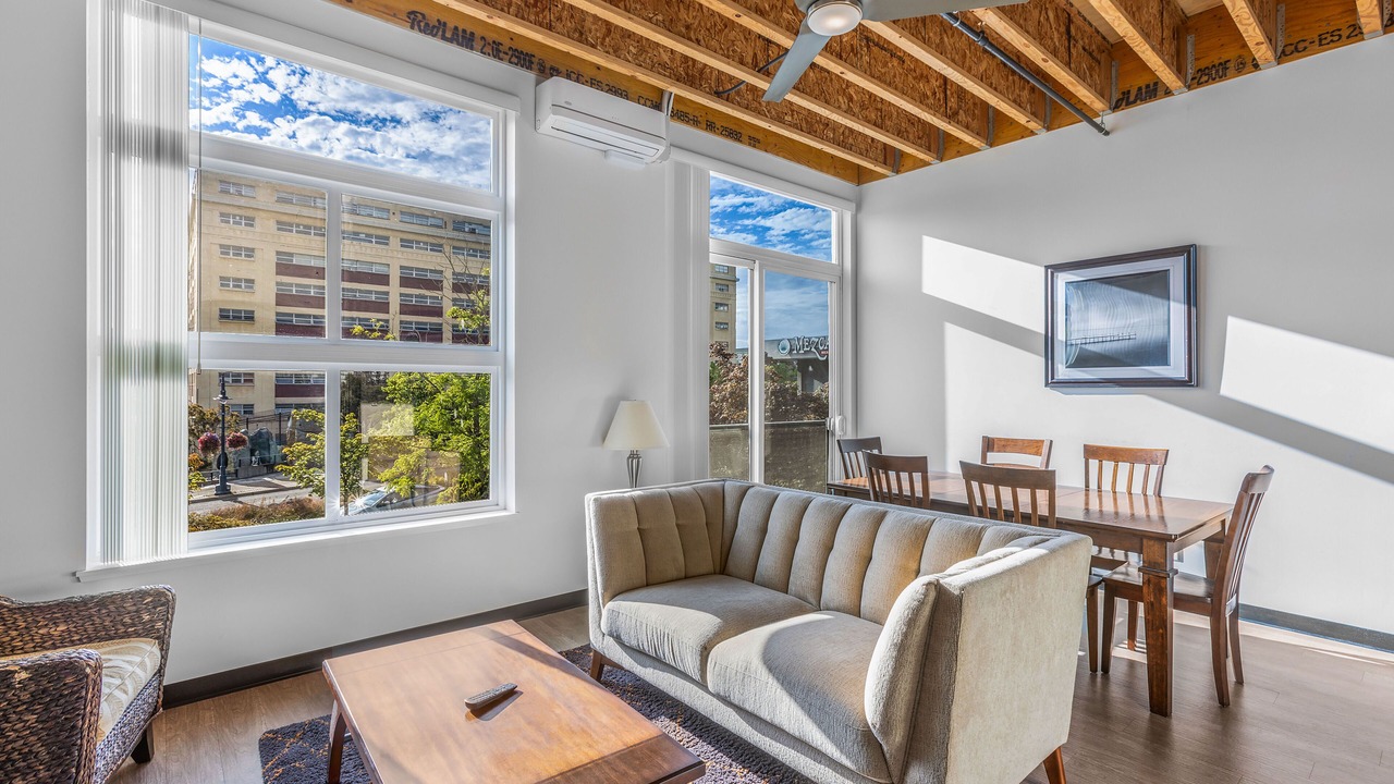 Photo of Livingroom in Bremerton