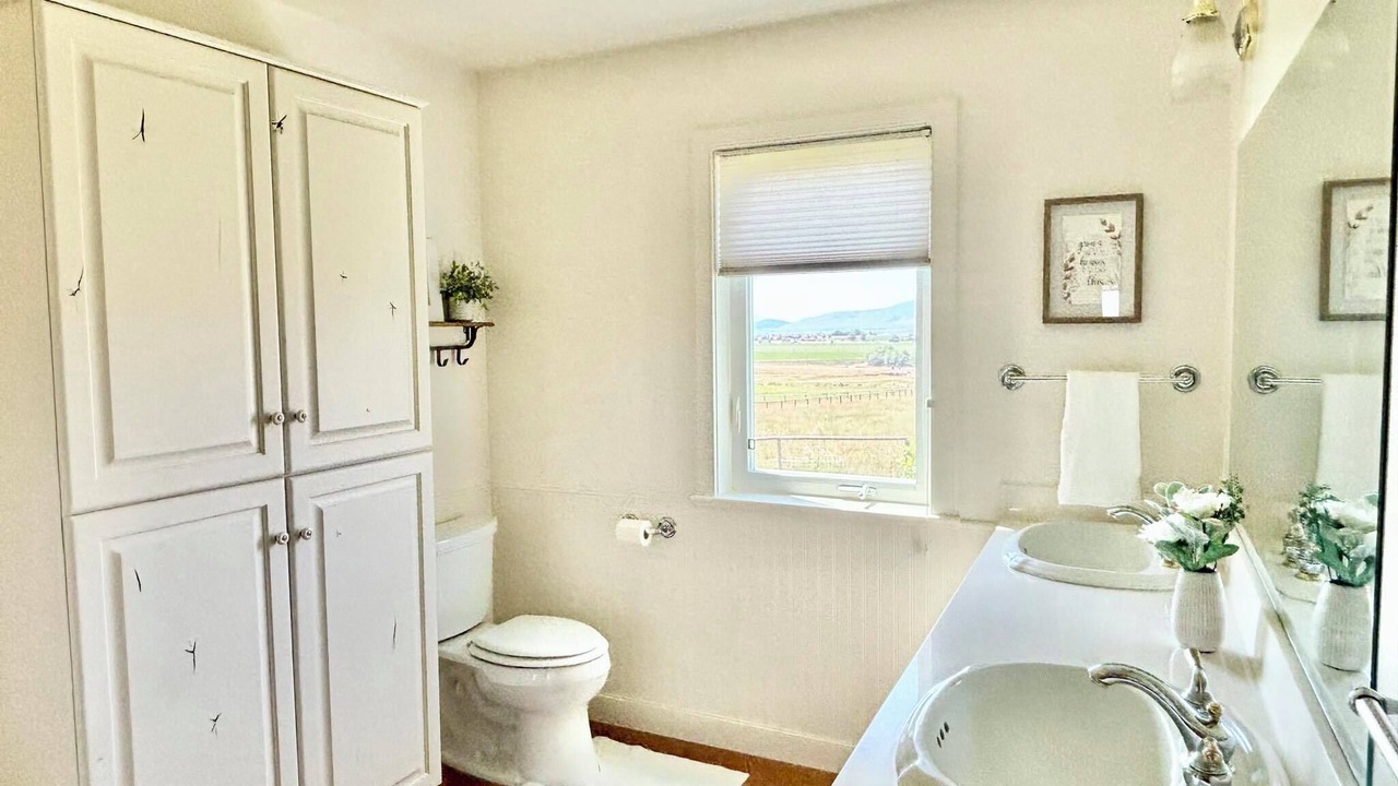 Photo of Bathroom in Holbrook
