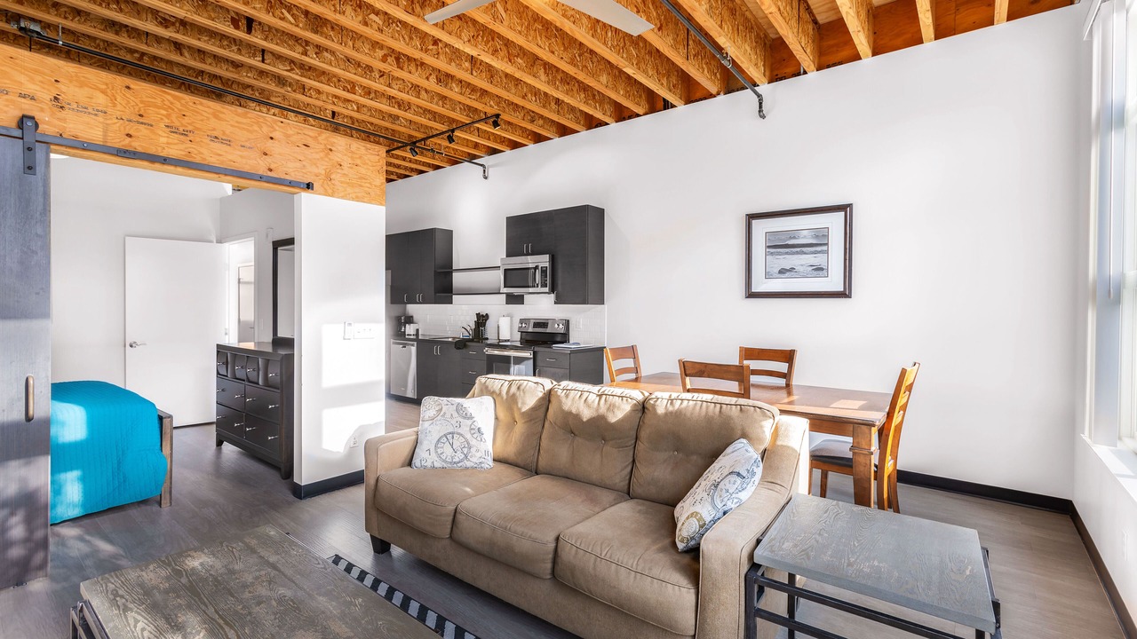 Photo of Livingroom in Bremerton