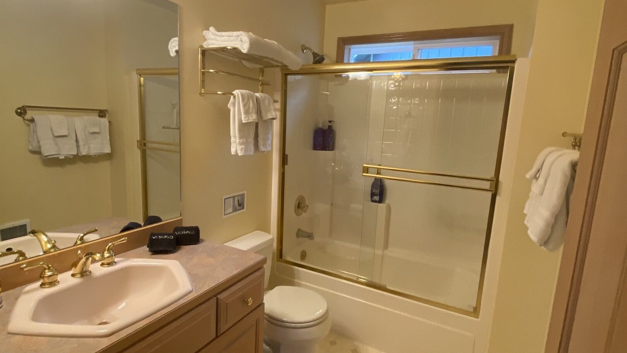 Photo of Bathroom in Eastsound