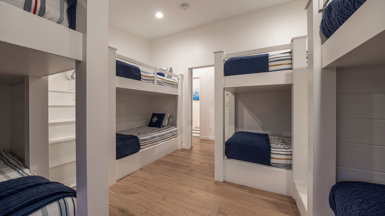 Photo of Bedroom in Seabrook