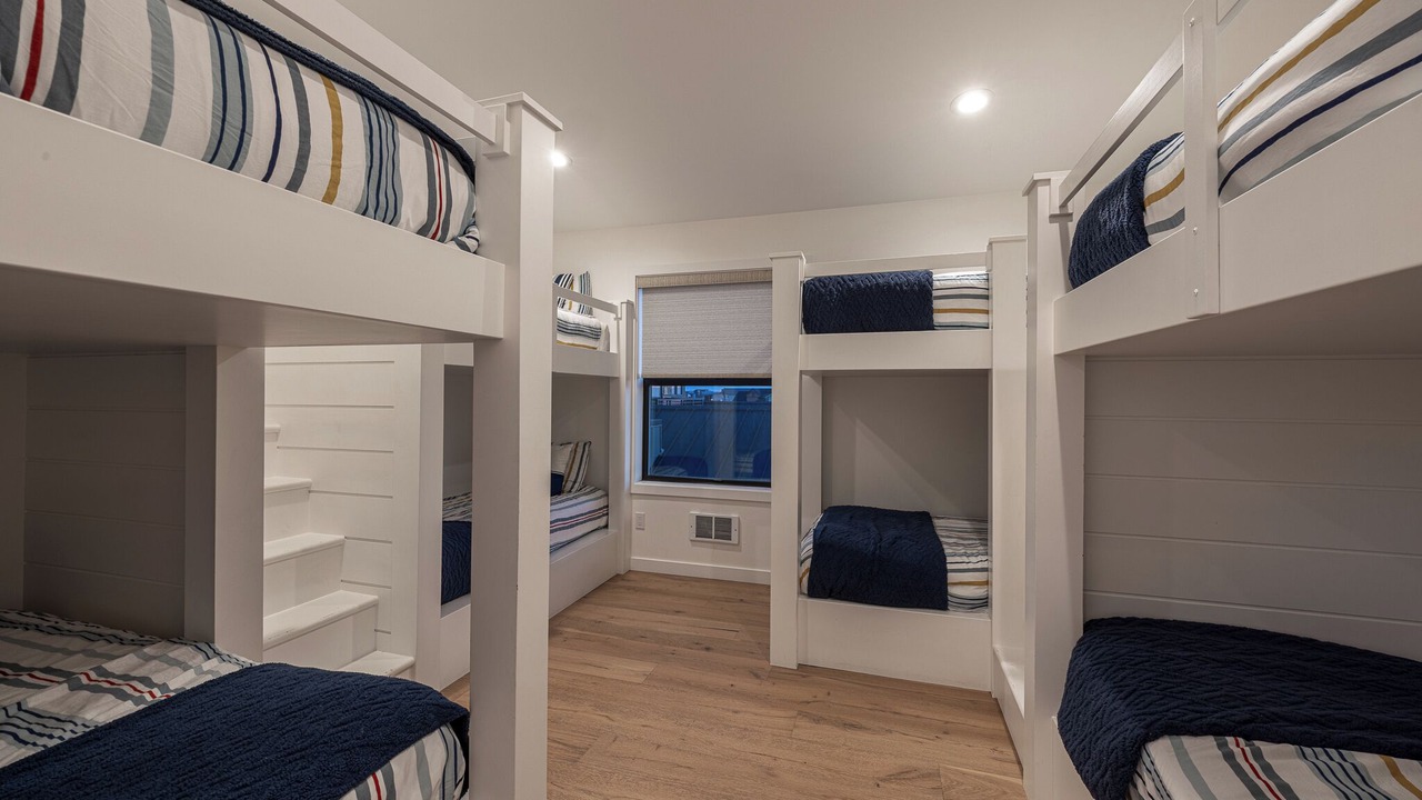 Photo of Bedroom in Seabrook