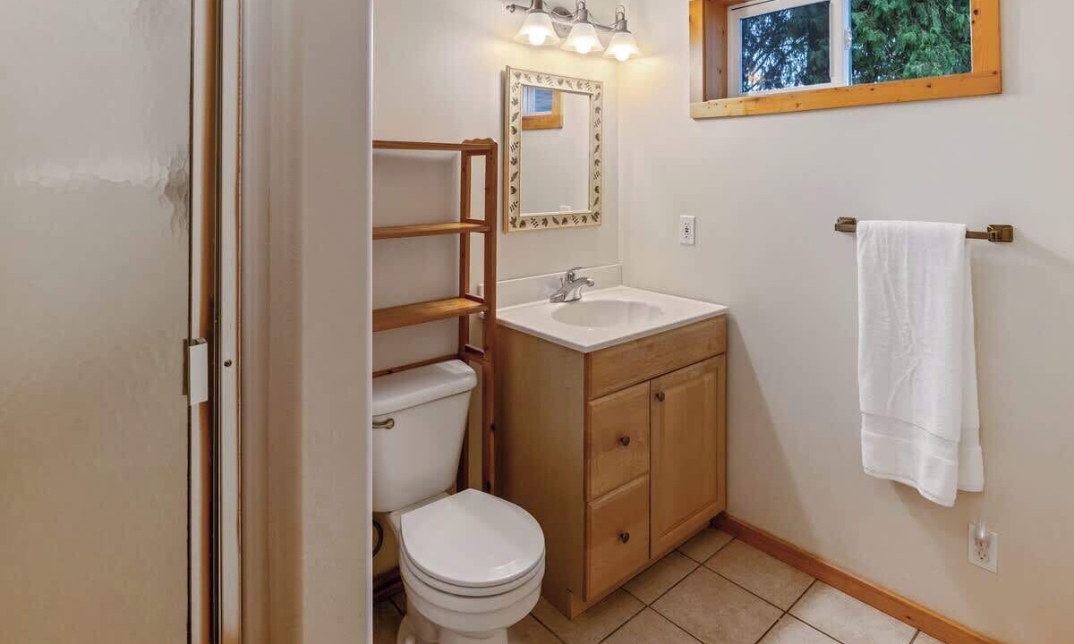Photo of Bathroom in Sandpoint
