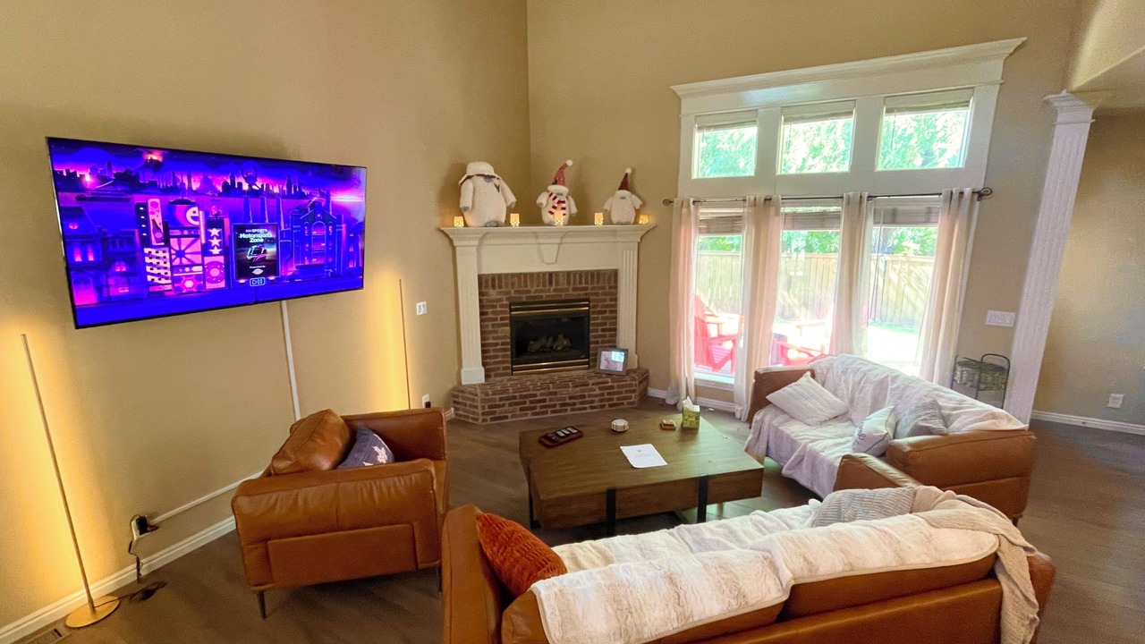 Photo of Livingroom in Eagle