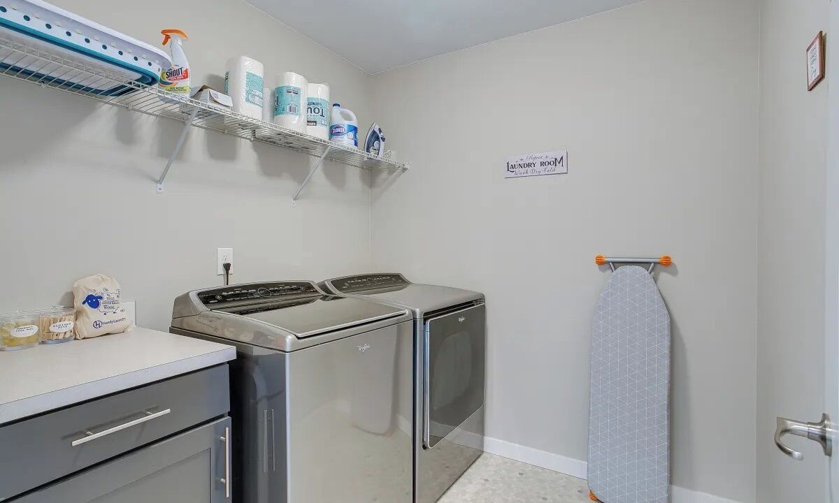 Photo of Bedroom in Lakewood